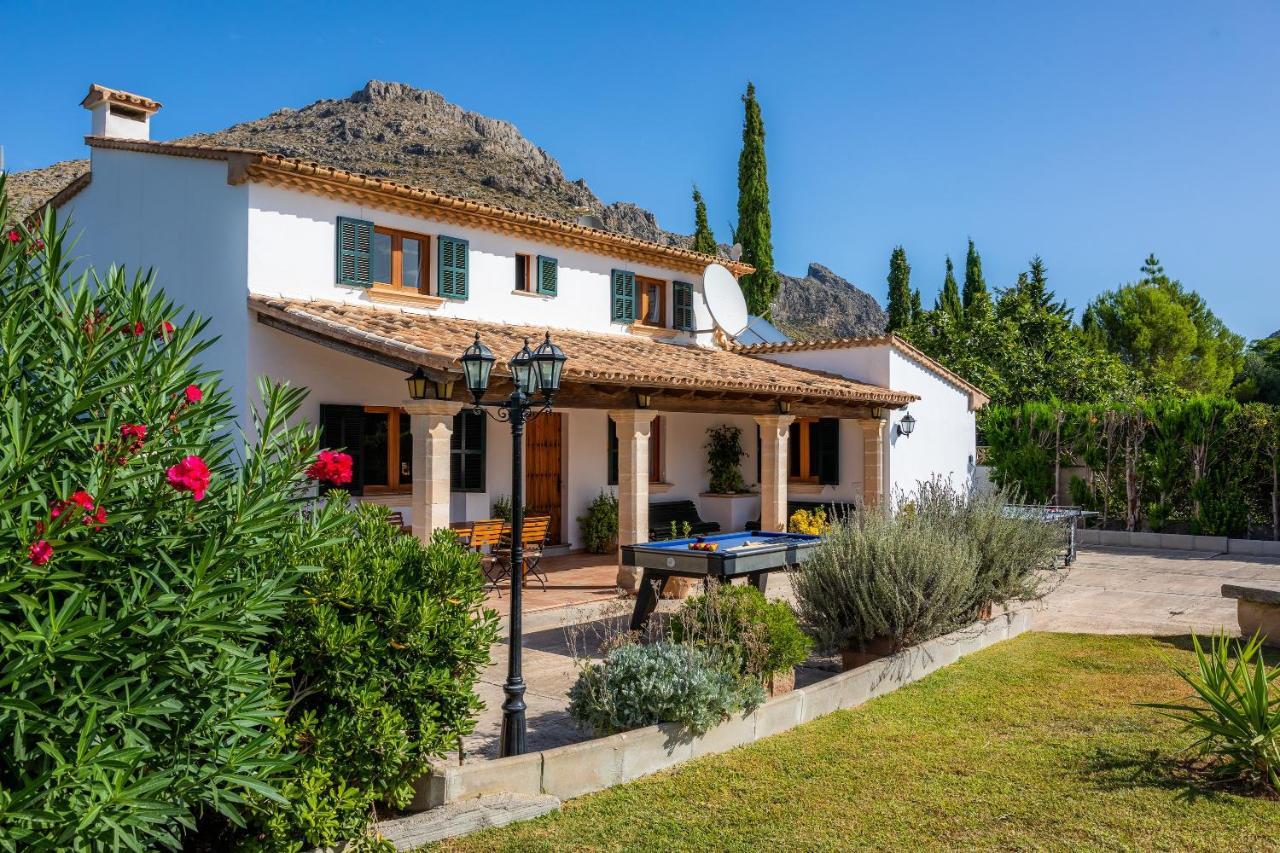 Joanaina Villa *